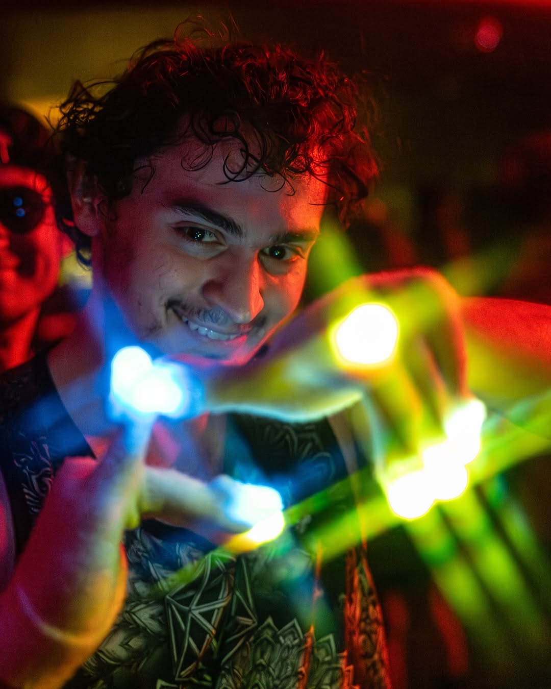 Me gloving